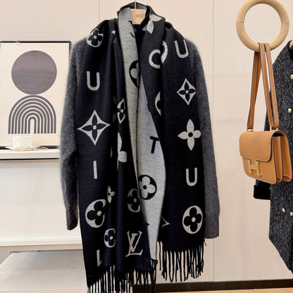 Louis Vuitton Knotted-Fringe Monogram Scarf - 65 x 180 cm